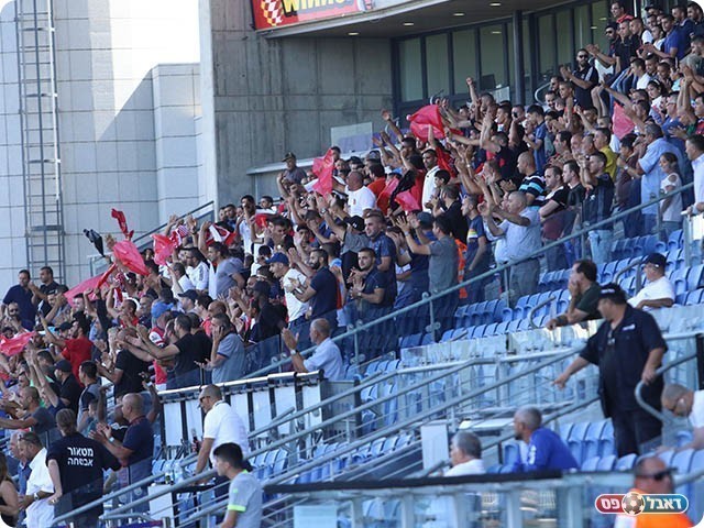 אוהדי כפר קאסם (עודד חסין)